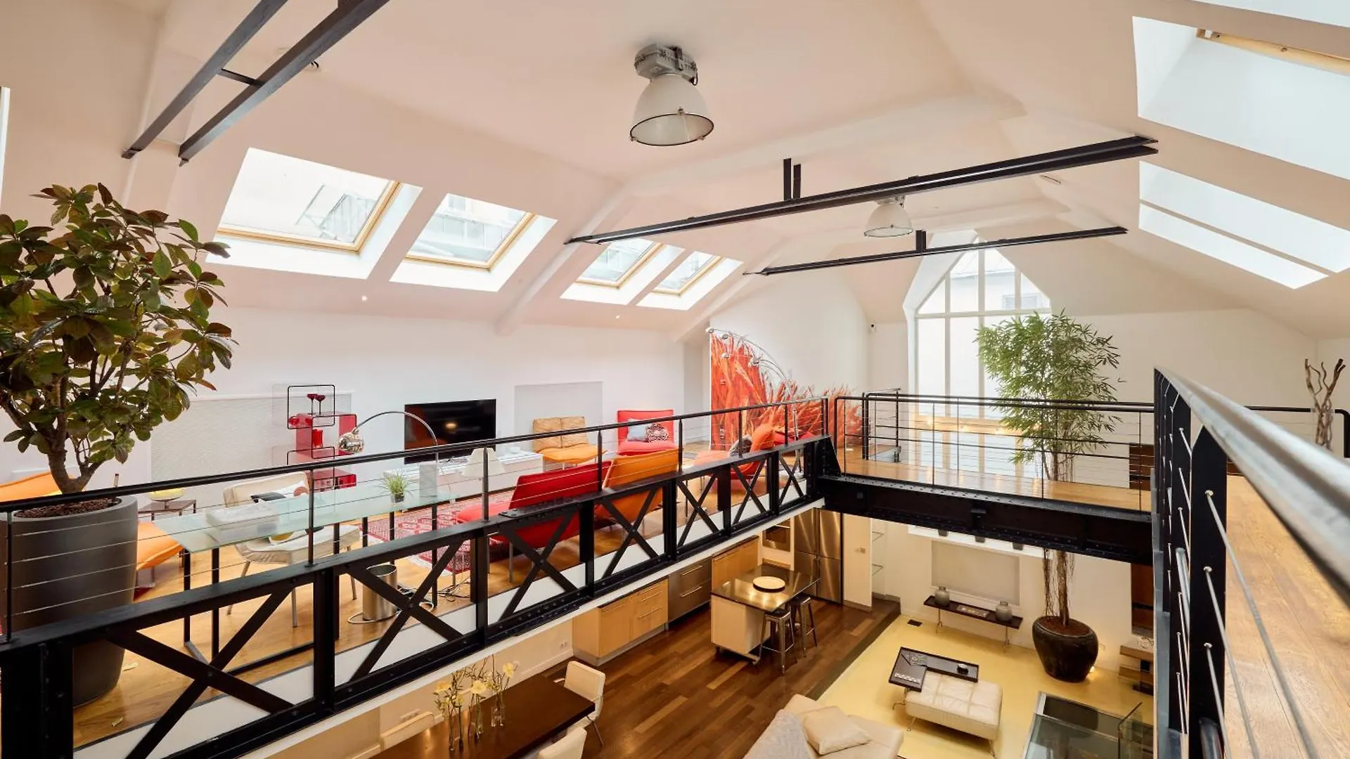 Luxury Two-story Designer Loft In Epicenter - Bright And Spacious Paris
